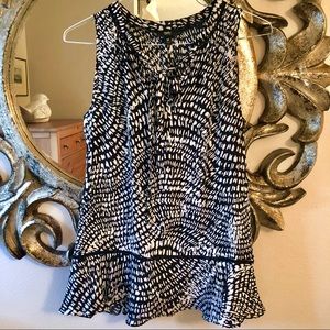 Black/white Swing Tie at Neck Top